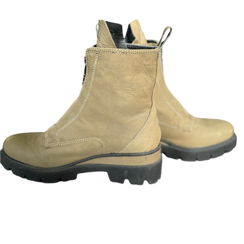 Women’s DKNY boot